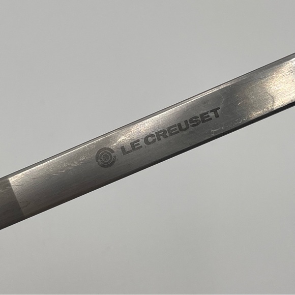 LE CREUSET Stainless Steel Slotted Large Spatula Hanging Discontinued - Picture 2 of 6